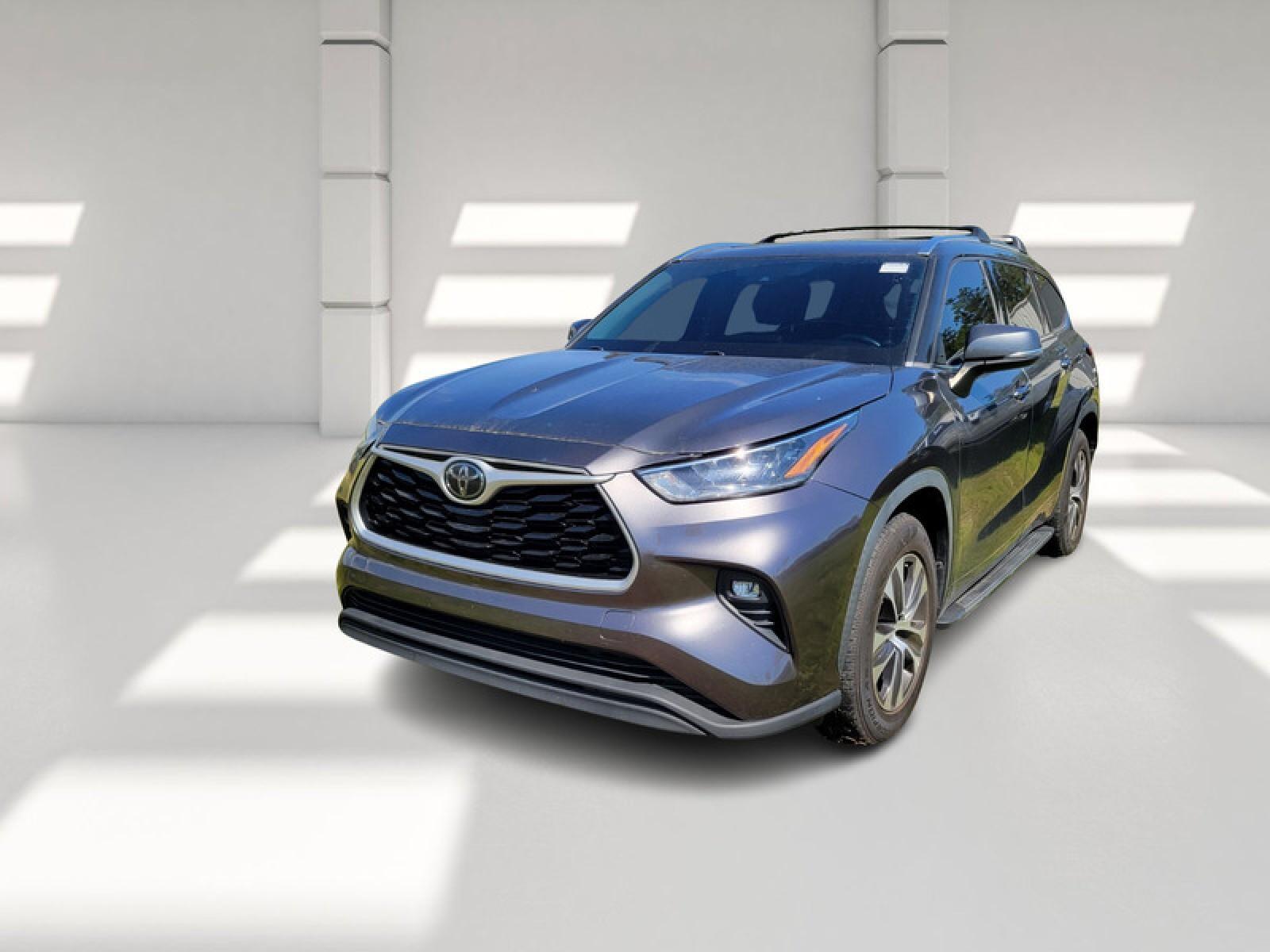 2020 Toyota Highlander XLE FWD
