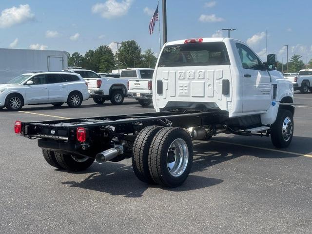 2024 Chevrolet Silverado 5500 HD Vehicle Photo in COLUMBIA, MO 65203-3903