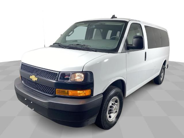 2024 Chevrolet Express Passenger 3500 Vehicle Photo in ALLIANCE, OH 44601-4622