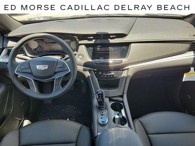 2024 Cadillac XT5 Vehicle Photo in DELRAY BEACH, FL 33483-3294