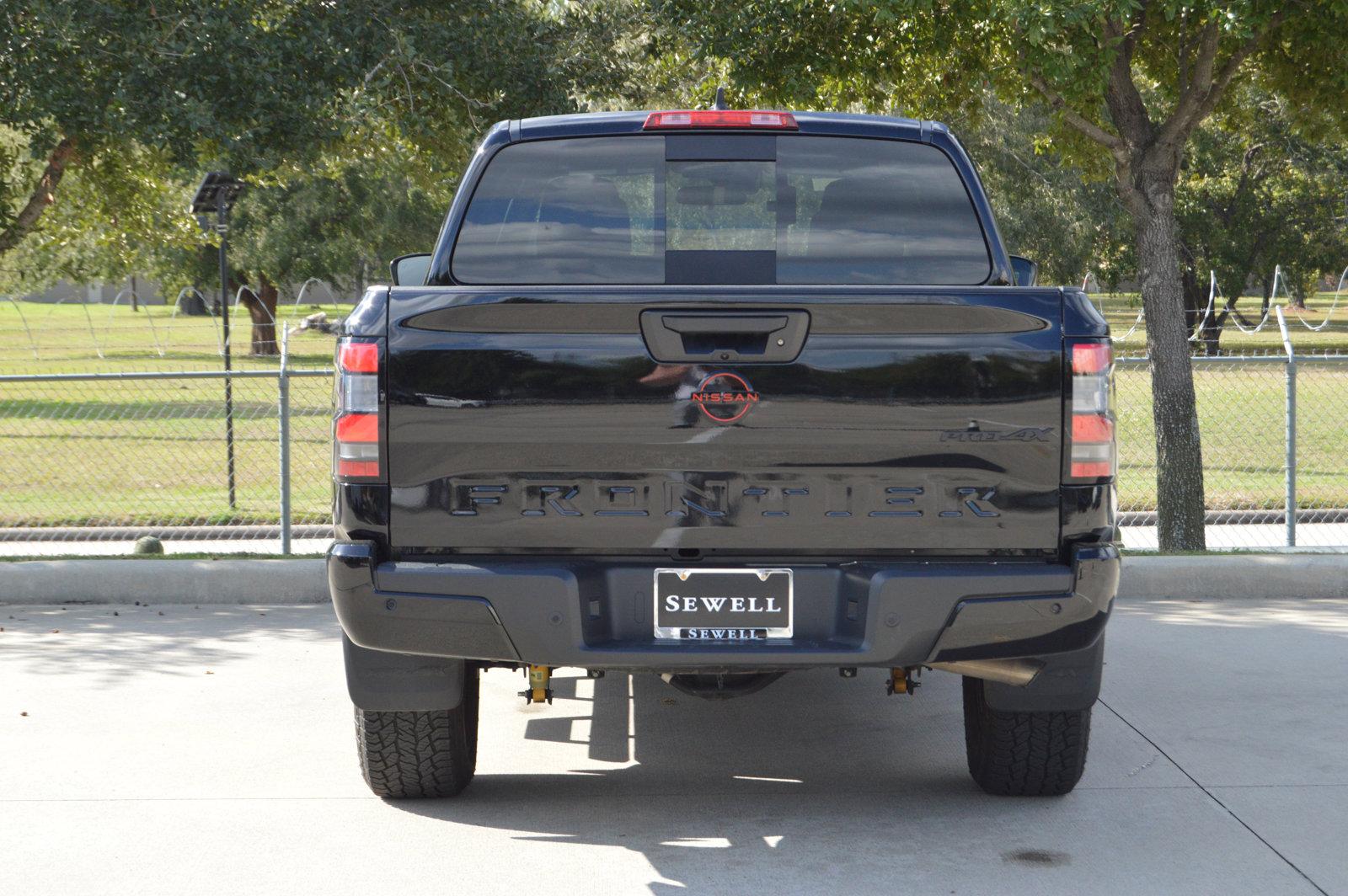 2024 Nissan Frontier Vehicle Photo in Houston, TX 77090