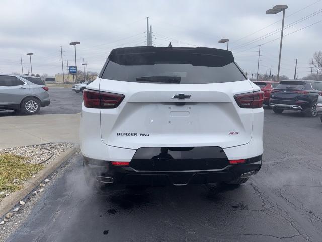 2025 Chevrolet Blazer Vehicle Photo in MANHATTAN, KS 66502-5036