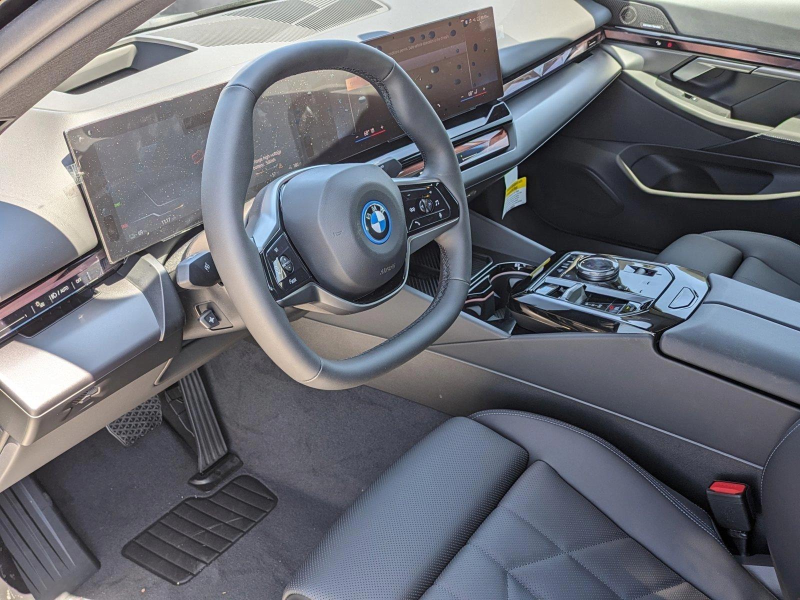 2024 BMW i5 Vehicle Photo in Rockville, MD 20852