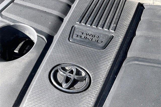 2022 Toyota Tundra 4WD Vehicle Photo in INDEPENDENCE, MO 64055-1314