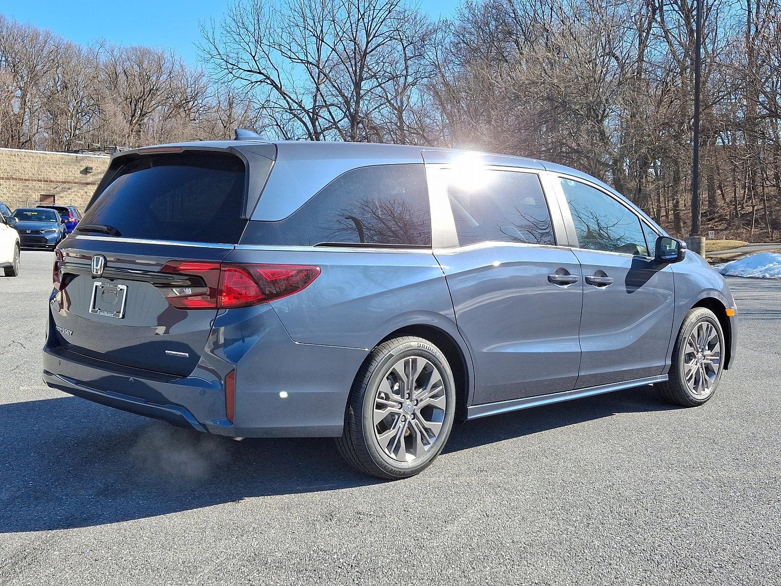 2025 Honda Odyssey Vehicle Photo in Harrisburg, PA 17111