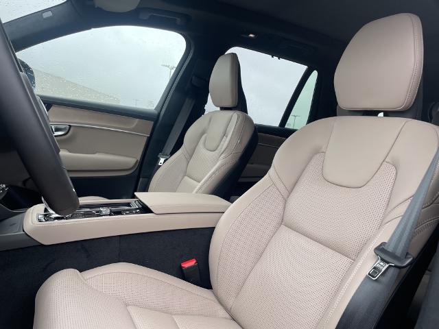 2025 Volvo XC90 Vehicle Photo in Grapevine, TX 76051