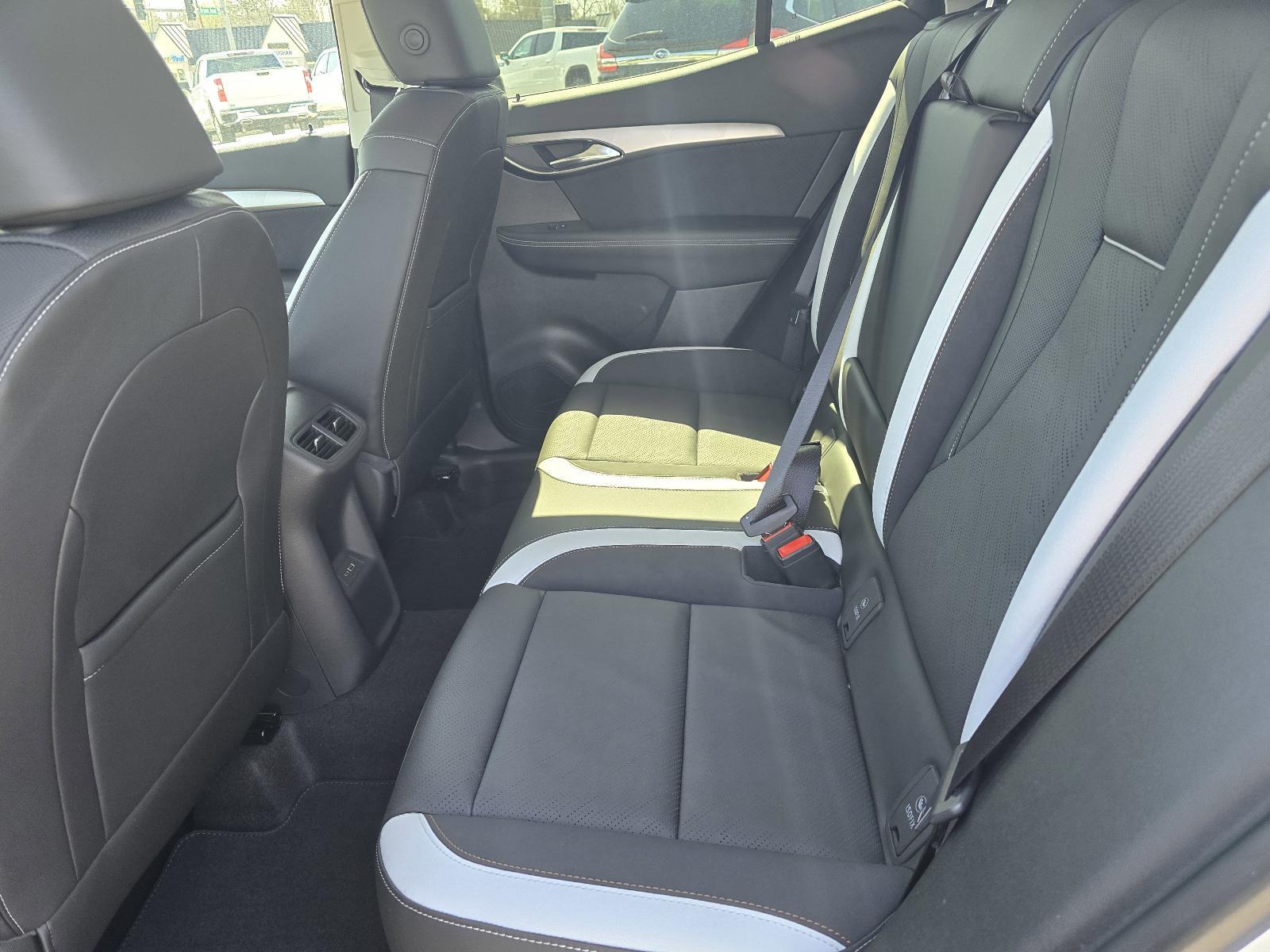 2025 Buick Envision Vehicle Photo in Rolla, MO 65401