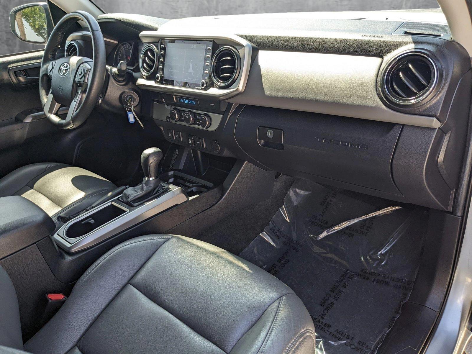 2022 Toyota Tacoma 2WD Vehicle Photo in Davie, FL 33331
