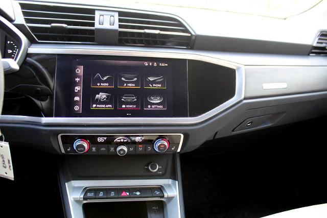 2022 Audi Q3 Vehicle Photo in HOUSTON, TX 77090