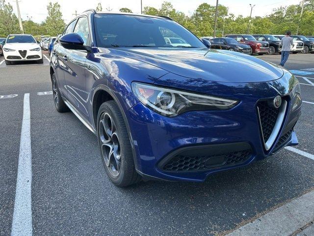 2022 Alfa Romeo Stelvio Vehicle Photo in Willow Grove, PA 19090