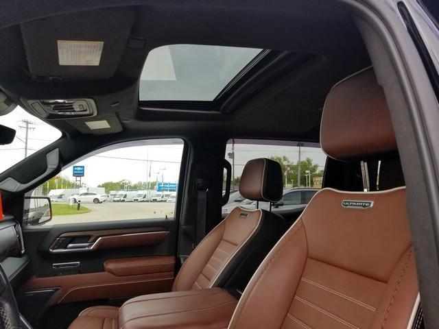 2023 GMC Sierra 1500 Vehicle Photo in ELYRIA, OH 44035-6349