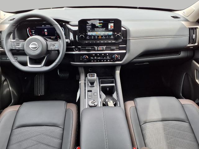 2025 Nissan Pathfinder Vehicle Photo in Oshkosh, WI 54904
