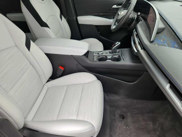 2024 Cadillac XT4 Vehicle Photo in Grapevine, TX 76051