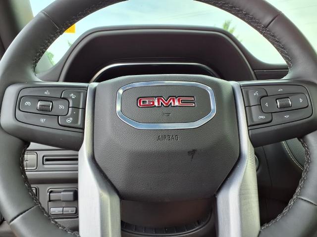 2024 GMC Yukon XL Vehicle Photo in ROXBORO, NC 27573-6143