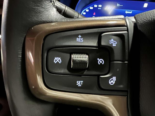 2023 Chevrolet Suburban Vehicle Photo in Roslyn, NY 11576