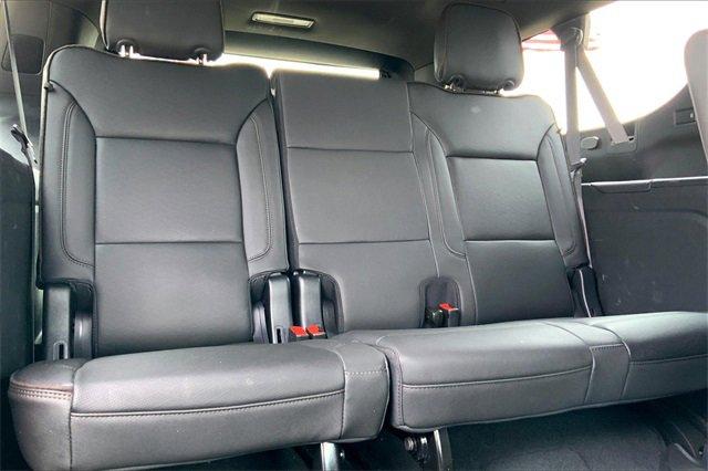 2024 Chevrolet Suburban Vehicle Photo in KANSAS CITY, MO 64114-4502