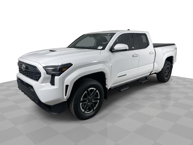 2024 Toyota Tacoma Vehicle Photo in GILBERT, AZ 85297-0402
