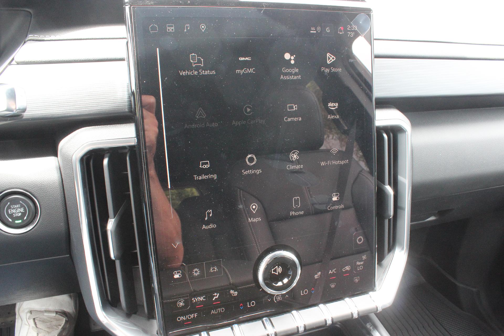 2025 GMC Acadia Vehicle Photo in AURORA, CO 80012-4011