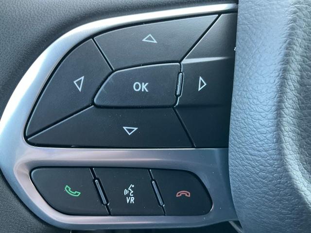 2025 Chrysler Pacifica Vehicle Photo in Kaukauna, WI 54130