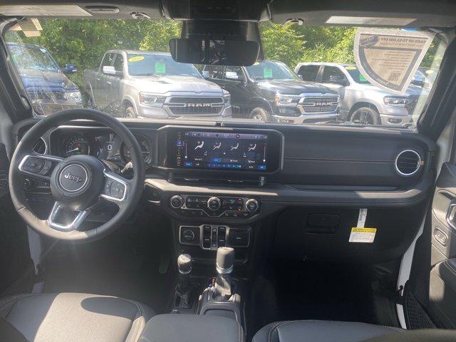2025 Jeep Wrangler 4xe Vehicle Photo in Doylsetown, PA 18901