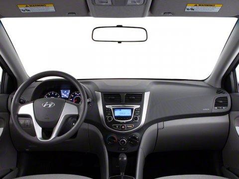 2013 Hyundai ACCENT Vehicle Photo in BRUNSWICK, GA 31525-1881