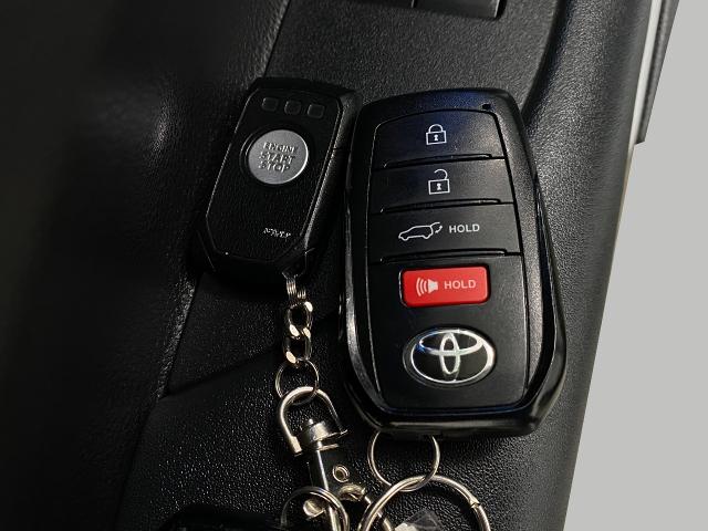2022 Toyota Corolla Cross Vehicle Photo in Appleton, WI 54913