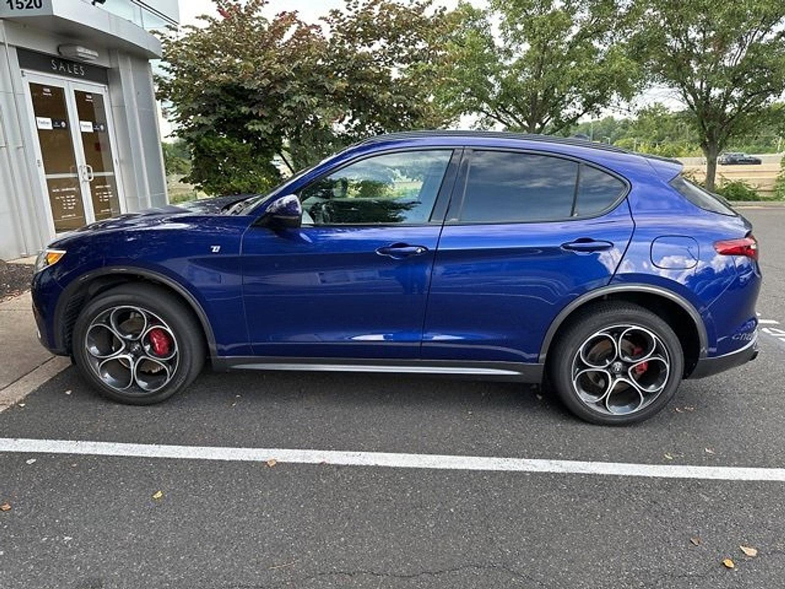 2023 Alfa Romeo Stelvio Vehicle Photo in Willow Grove, PA 19090