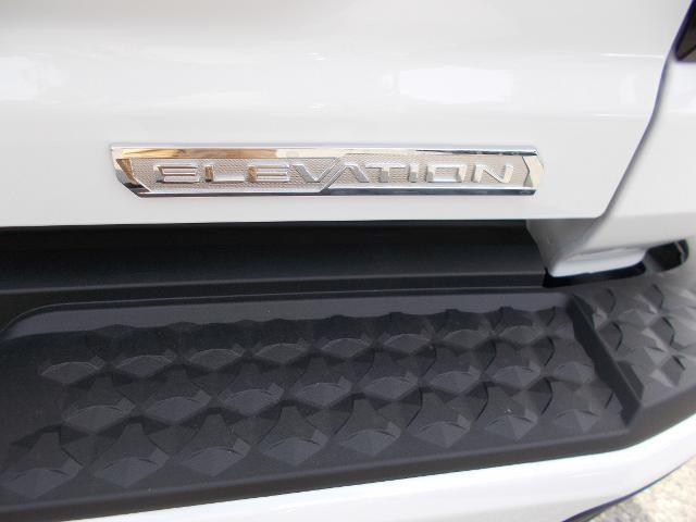 2026 GMC Canyon Vehicle Photo in LOWELL, MA 01852-4336