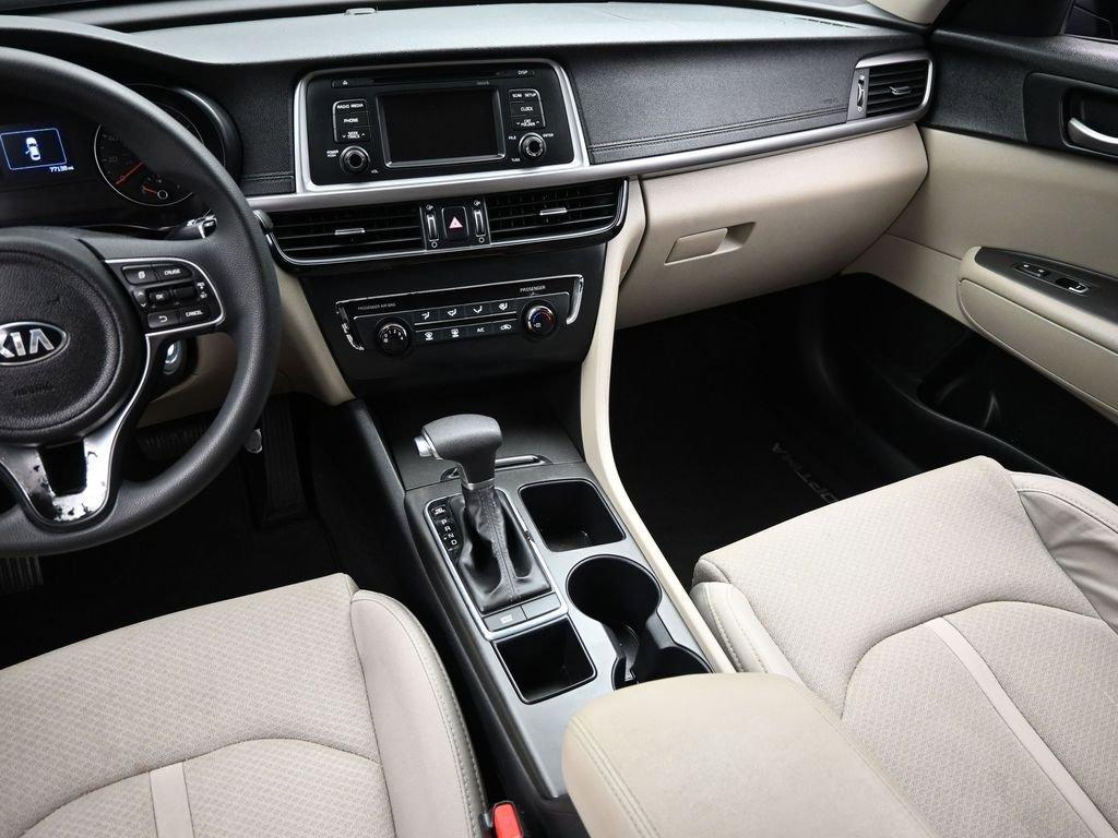 2016 Kia Optima Vehicle Photo in Marion, IA 52302