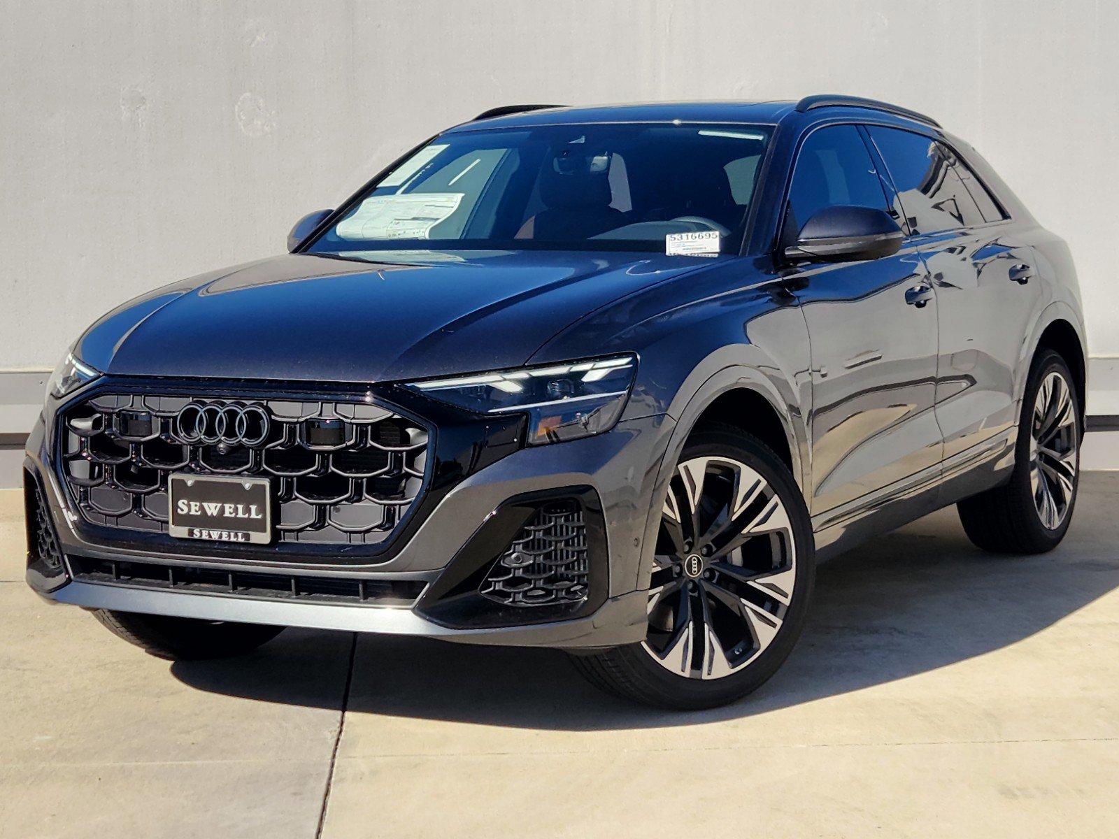 2025 Audi Q8 Vehicle Photo in SUGAR LAND, TX 77478