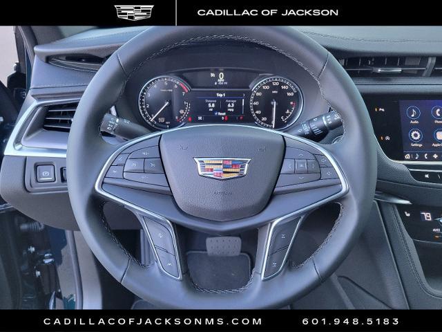 2025 Cadillac XT5 Vehicle Photo in RIDGELAND, MS 39157-4406