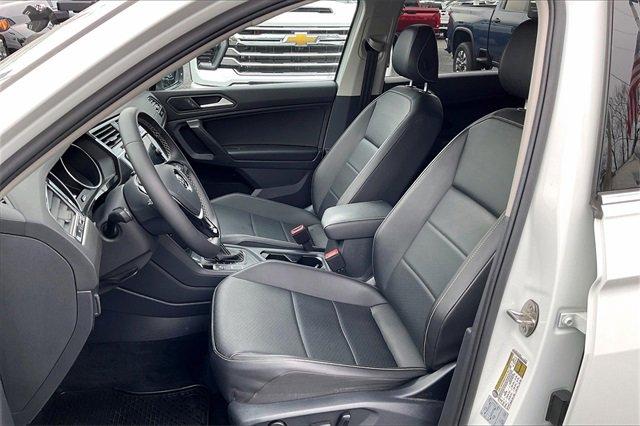 2021 Volkswagen TIGUAN Vehicle Photo in INDEPENDENCE, MO 64055-1314