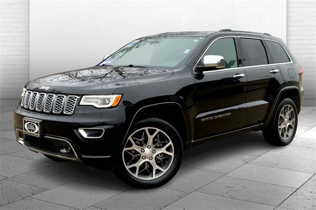 2020 Jeep GRAND CHEROKEE Vehicle Photo in KANSAS CITY, MO 64114-4545