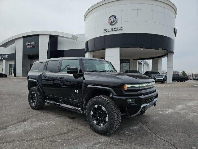 2025 GMC HUMMER EV SUV Vehicle Photo in Fishers, IN 46038