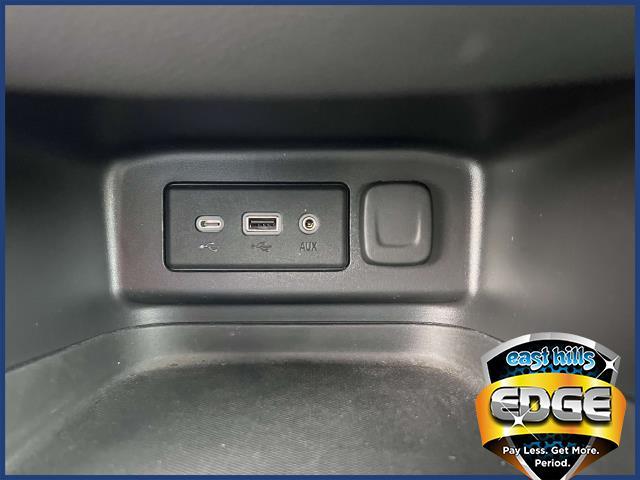 2021 Chevrolet Equinox Vehicle Photo in Roslyn, NY 11576