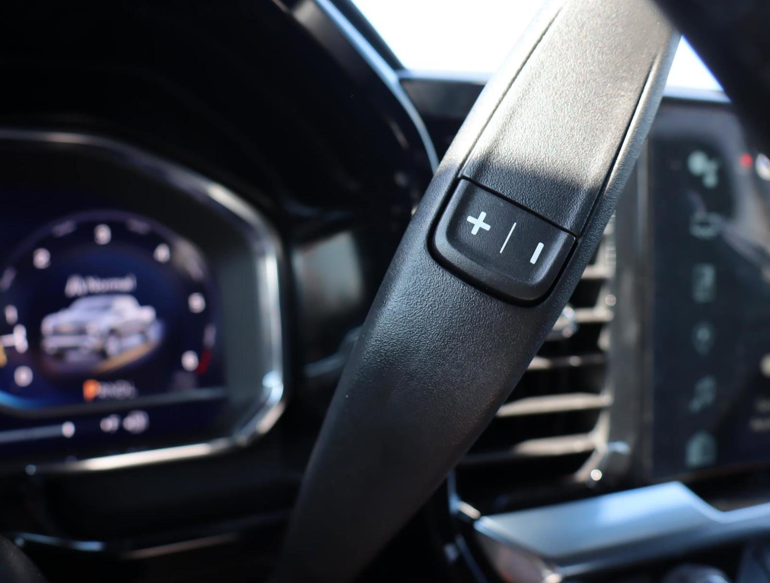 2025 Chevrolet Silverado 1500 Vehicle Photo in LOS ANGELES, CA 90007-3794