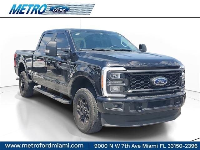 2023 Ford Super Duty F-250 SRW Vehicle Photo in Miami, FL 33150-2396