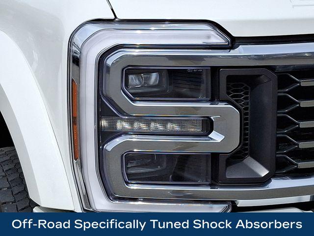 2024 Ford F-450 Vehicle Photo in DANBURY, CT 06810-5034