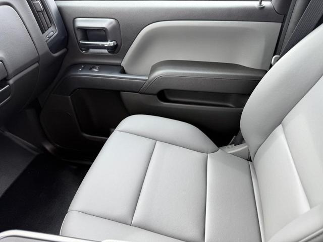 2024 Chevrolet Silverado 5500 HD Vehicle Photo in COLUMBIA, MO 65203-3903
