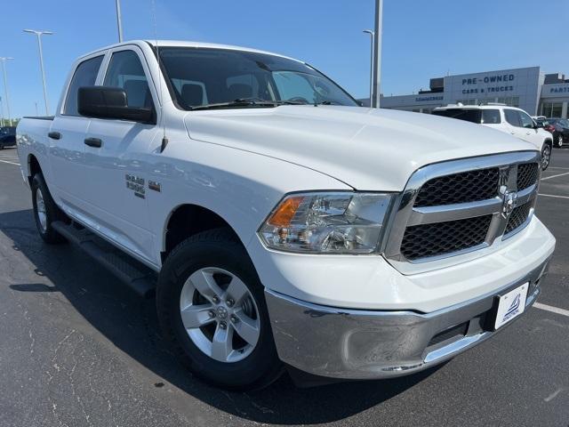 2019 Ram 1500 Classic Vehicle Photo in GREEN BAY, WI 54304-5303