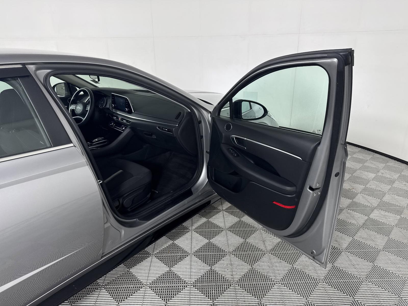 2021 Hyundai Sonata Vehicle Photo in GEORGETOWN, TX 78626-7508