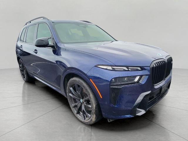 2024 BMW X7 M60i Vehicle Photo in Neenah, WI 54956