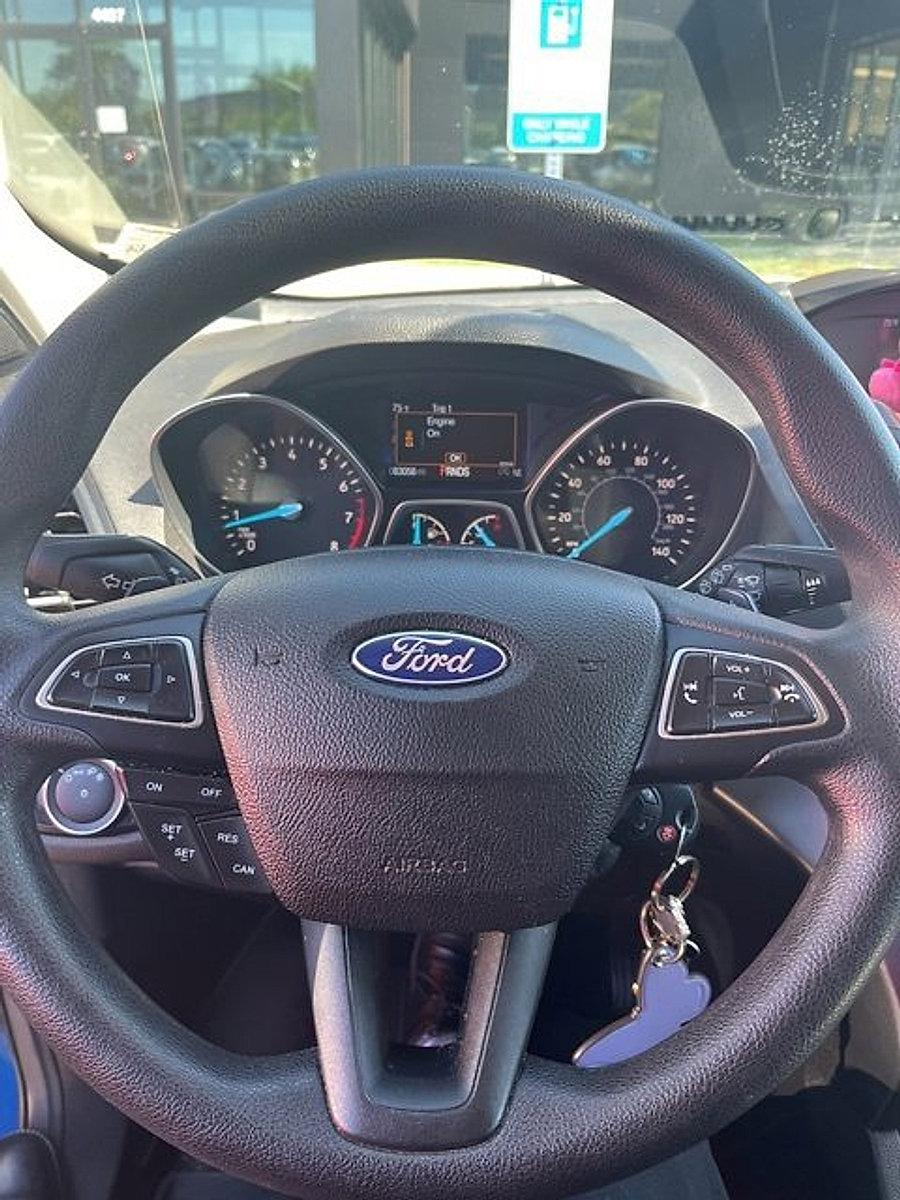 2017 Ford Escape Vehicle Photo in Trevose, PA 19053