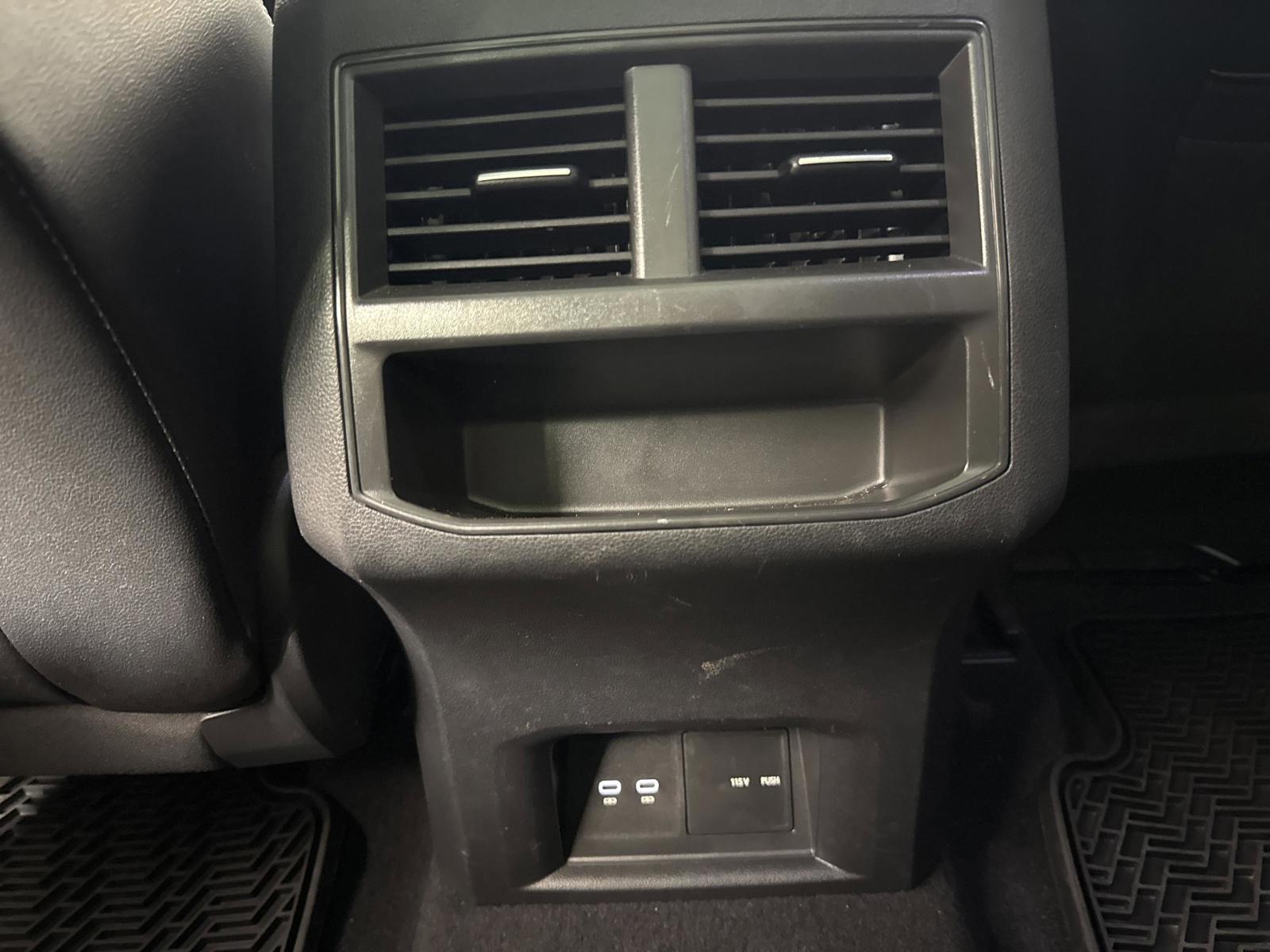 2022 Volkswagen Atlas Cross Sport Vehicle Photo in Georgetown, TX 78626