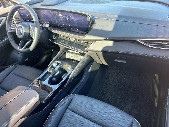 2024 Buick Envision Vehicle Photo in GOODYEAR, AZ 85338-1310