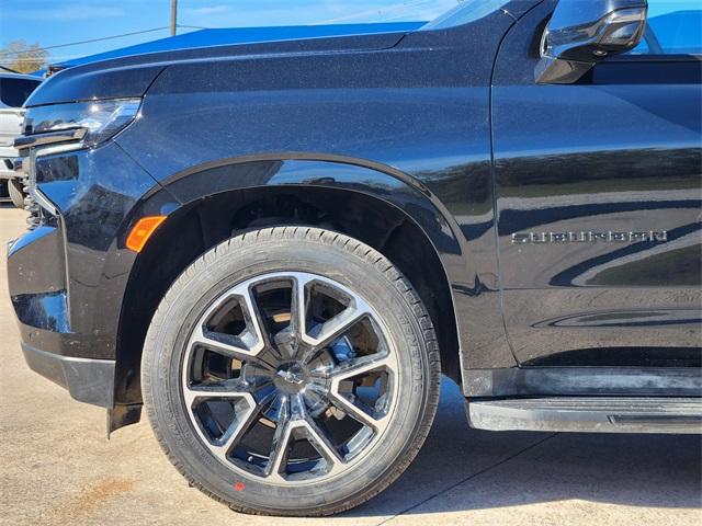 2022 Chevrolet Suburban Vehicle Photo in GAINESVILLE, TX 76240-2013