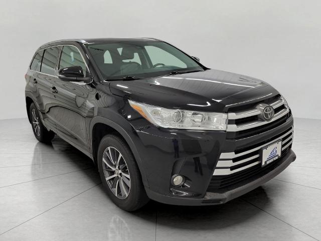 2018 Toyota Highlander Vehicle Photo in Oshkosh, WI 54904