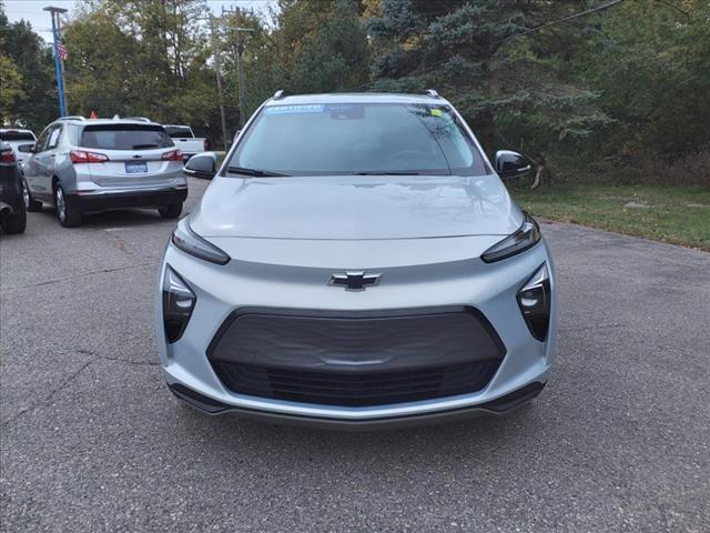 Used 2022 Chevrolet Bolt EUV LT with VIN 1G1FY6S09N4109262 for sale in Saline, MI