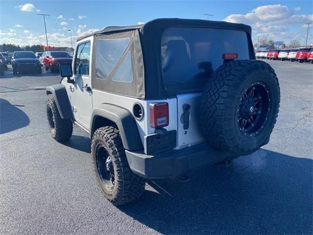 2011 Jeep Wrangler Vehicle Photo in LEWES, DE 19958-4935