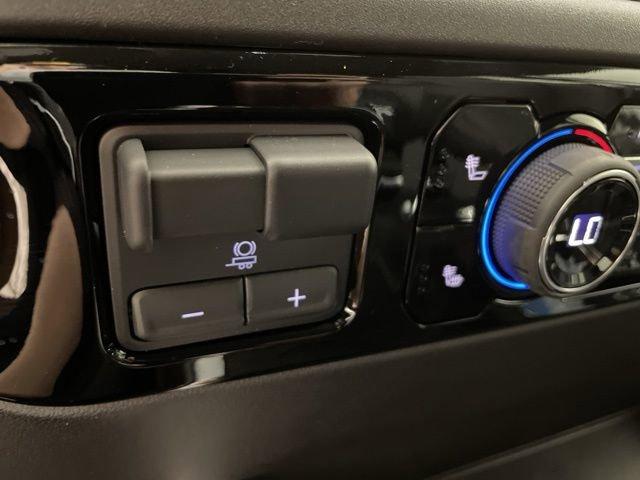 2025 Chevrolet Silverado 1500 Vehicle Photo in PHOENIX, AZ 85014-3381
